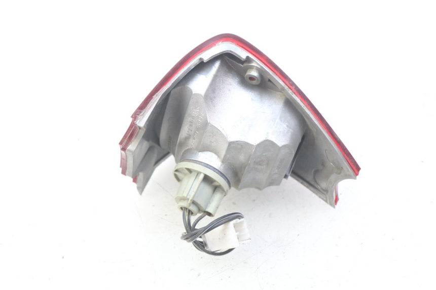 photo de RÜCKLICHT PIAGGIO FLY 100 (2006 - 2010) - Zoom auf Gebrauchszustand