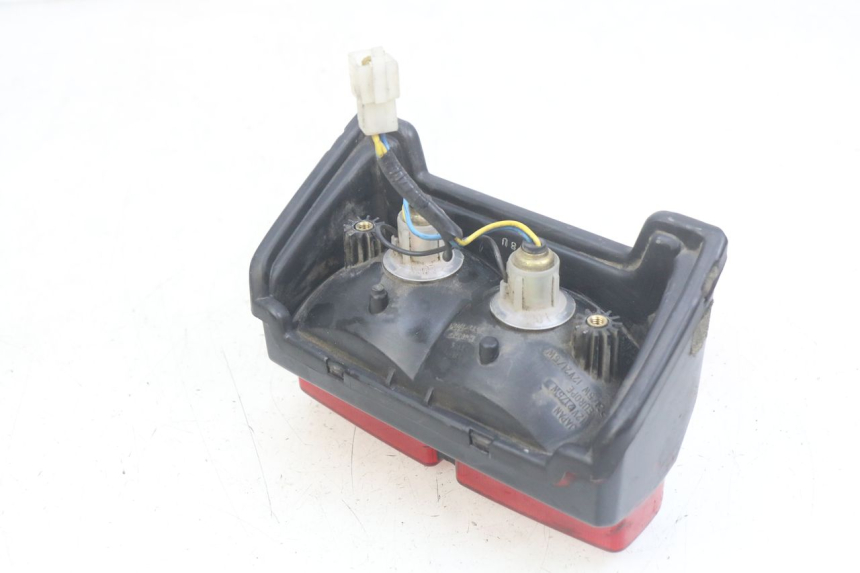 photo de RÜCKLICHT YAMAHA FZS FAZER 600 (1998 - 2001) - Alternative Perspektive