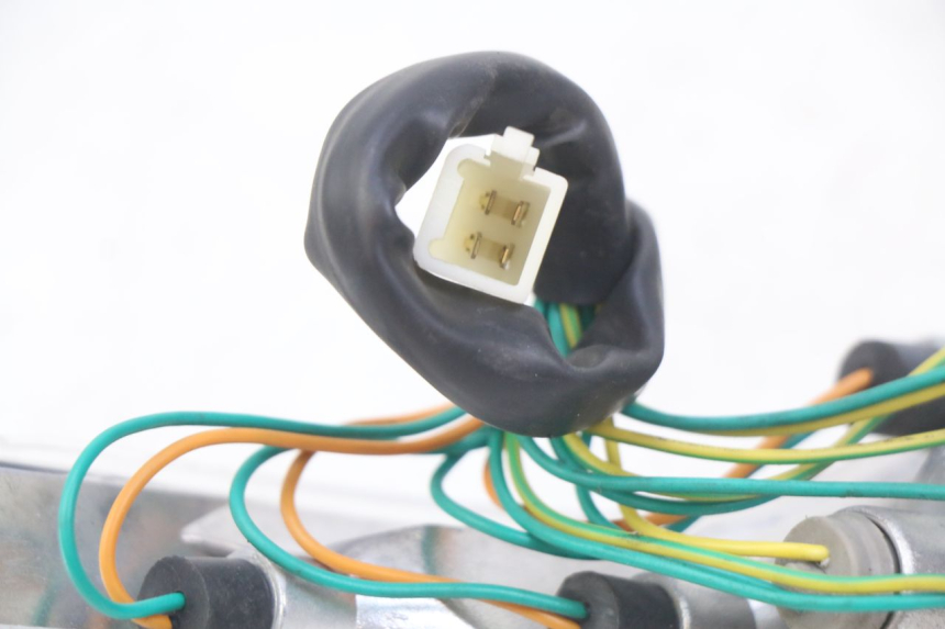 photo de LINKES RÜCKLICHT PEUGEOT E-VIVACITY 1 (2012 - 2018) - Alternative Perspektive