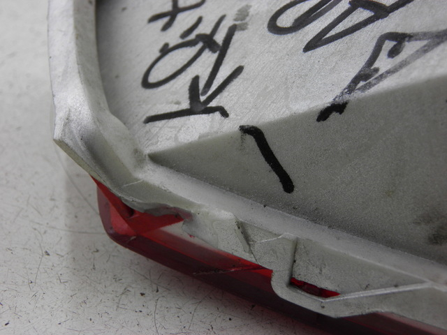 photo de RÜCKLICHT LINKS HONDA FES PANTHEON 125 (2003 - 2007) - Geprüftes Gebrauchtteil