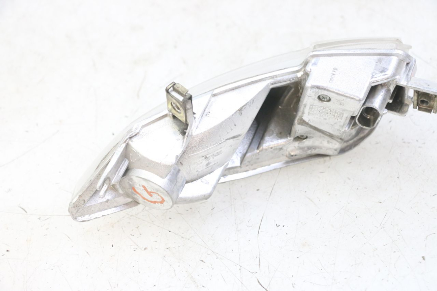 photo de RÜCKLICHT LINKS PIAGGIO IE MP3 YOURBAN 300 (2011 - 2016) - Zoom auf Gebrauchszustand