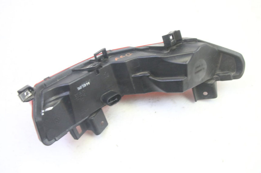 photo de RÜCKLICHT LINKS PIAGGIO MP3 HPE 350 (2018 - 2020) - Technische Nahaufnahme