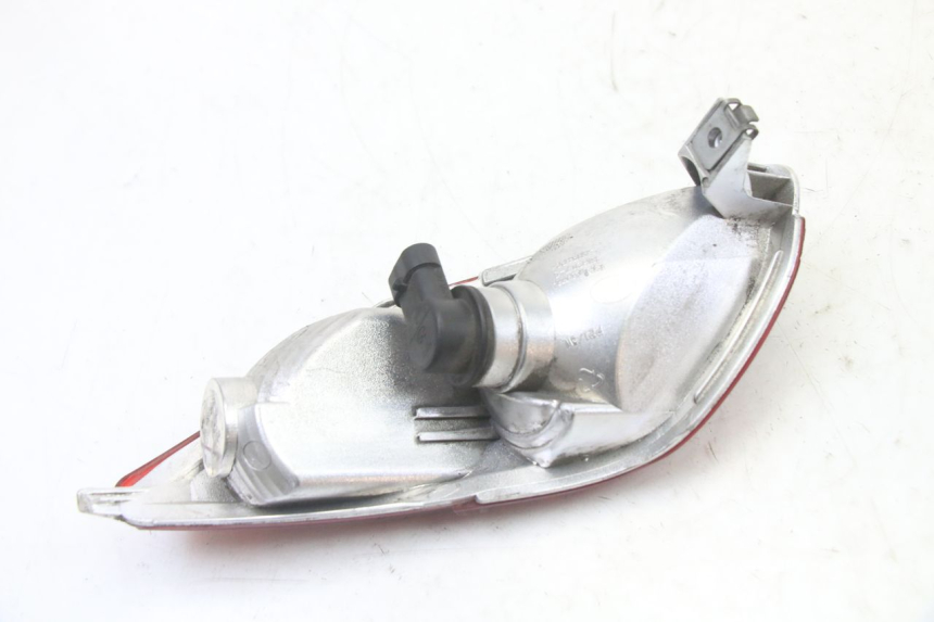 photo de LINKES RÜCKLICHT PIAGGIO MP3 500 (2011 - 2015) - Details der Befestigungspunkte