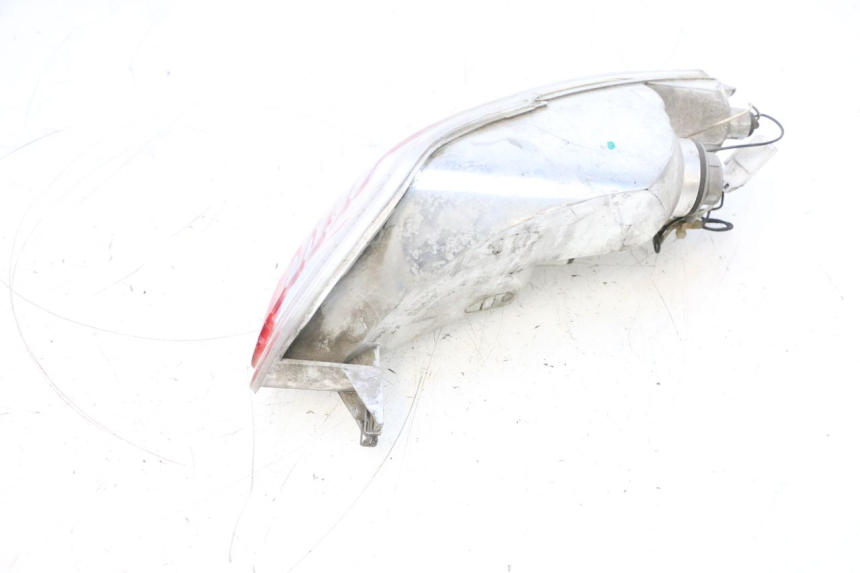photo de RÜCKLICHT LINKS PIAGGIO MP3 RL 250 (2006 - 2010) - Weitere Ansicht des Artikels