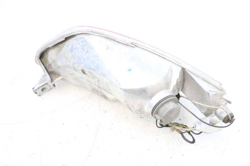photo de RÜCKLICHT LINKS PIAGGIO MP3 RL 250 (2006 - 2010) - Charakteristische Merkmale