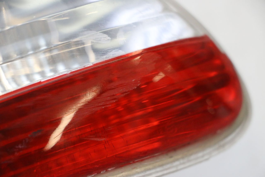 photo de RÜCKLICHT LINKS PIAGGIO MP3 RL 250 (2006 - 2010) - Alternative Perspektive