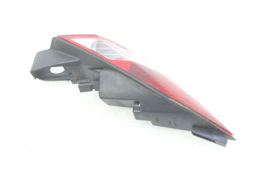 photo de LINKES RÜCKLICHT PEUGEOT SATELIS COMPRESSOR K15 125 (2006 - 2009) - Oberflächenzustand und Material