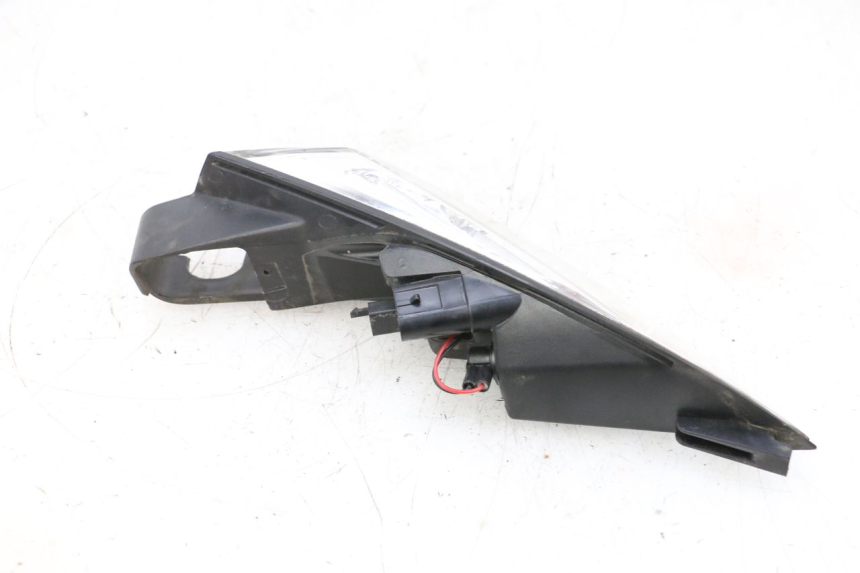 photo de RÜCKLICHT LINKS PEUGEOT SATELIS 125 (2013 - 2018) - Oberflächenzustand und Material