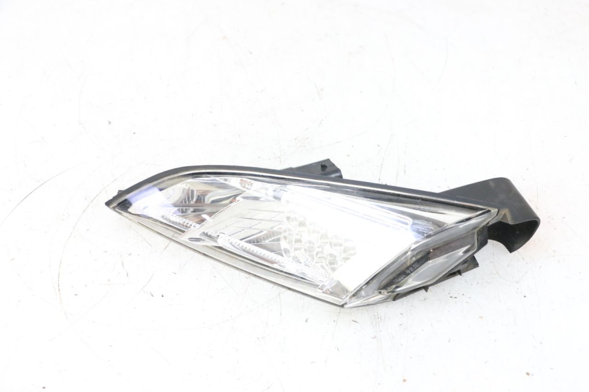 photo de RÜCKLICHT LINKS PEUGEOT SATELIS 125 (2013 - 2018) - Kennzeichnungen und Originalreferenzen