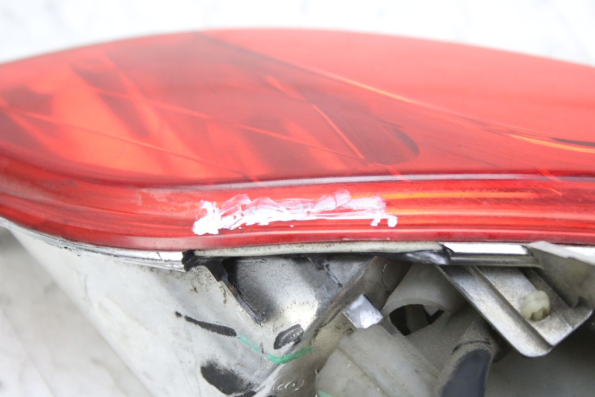 photo de LINKES RÜCKLICHT MBK SKYCRUISER 125 (2010 - 2013) - Technische Nahaufnahme