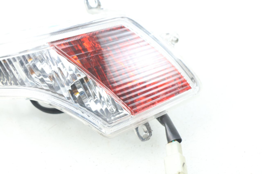 photo de LINKES RÜCKLICHT PEUGEOT VIVACITY NEW 2T 50 (2008 - 2017) - Details der Befestigungspunkte