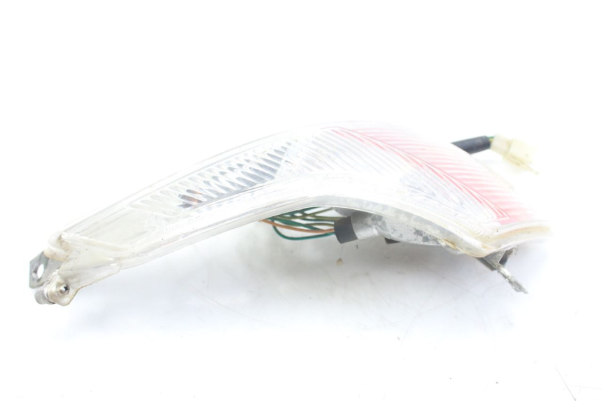 photo de LINKES RÜCKLICHT PEUGEOT VIVACITY NEW 2T 50 (2008 - 2017) - Details der Befestigungspunkte