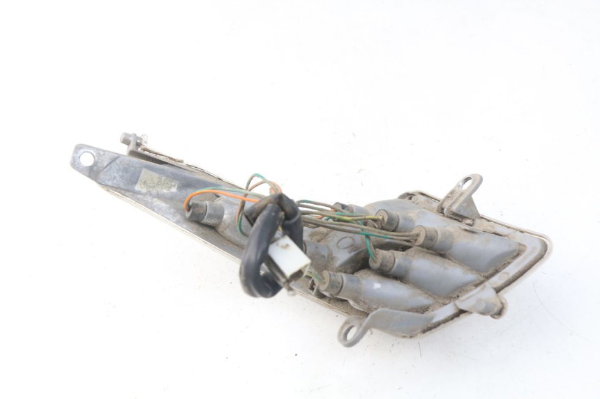 photo de RÜCKLICHT LINKS PEUGEOT VIVACITY NEW 4T 50 (2008 - 2017) - Alternative Perspektive