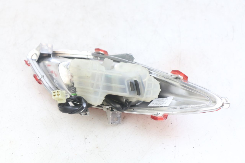 photo de LINKES RÜCKLICHT YAMAHA X-MAX XMAX 125 (2010 - 2013) - Alternative Perspektive