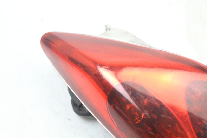 photo de LINKES RÜCKLICHT YAMAHA XMAX X-MAX 125 (2006 - 2009) - Detailansicht des Bauteils