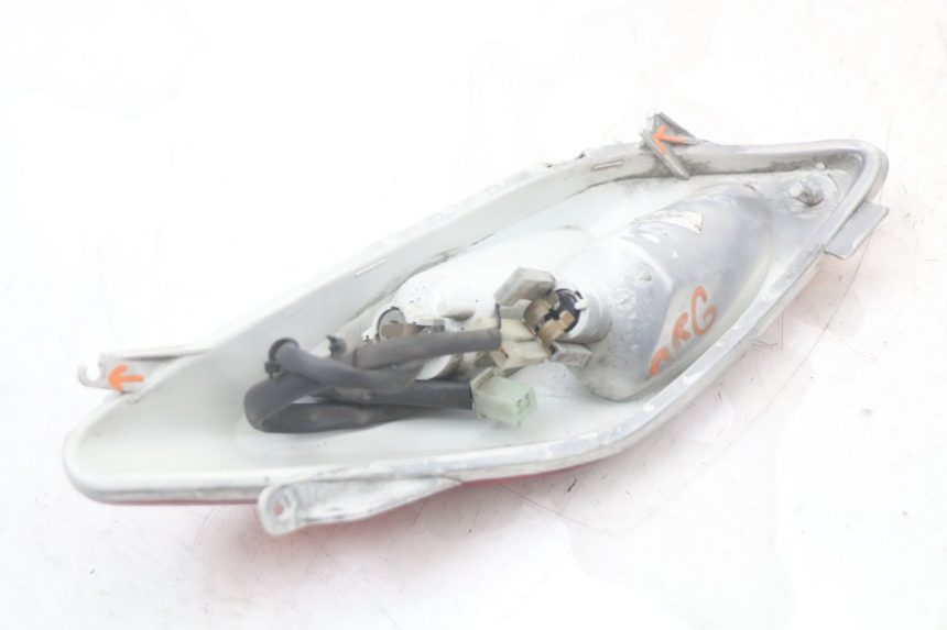 photo de LINKES RÜCKLICHT YAMAHA XMAX X-MAX 125 (2006 - 2009) - Details der Befestigungspunkte