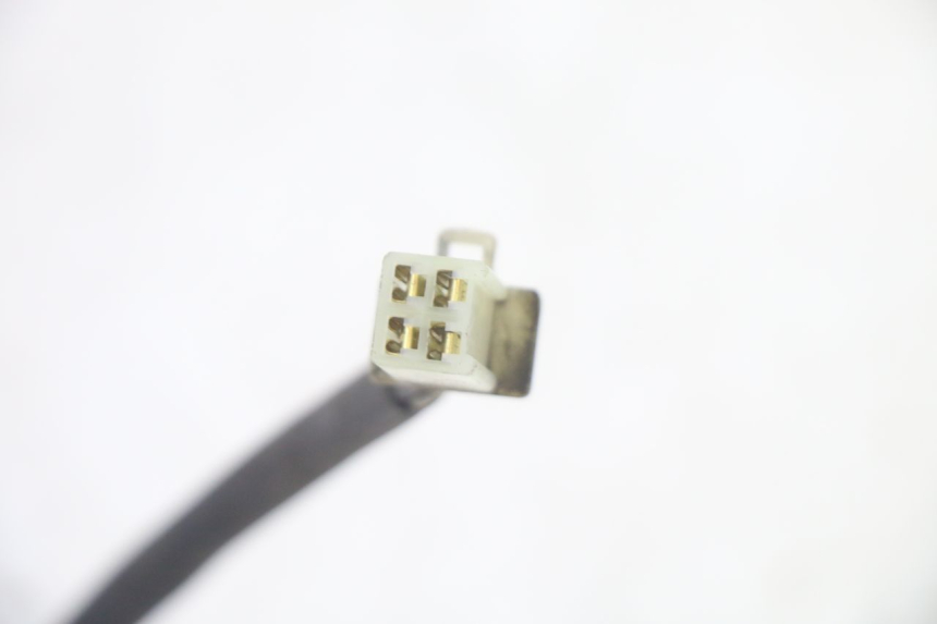 photo de LINKES RÜCKLICHT YAMAHA X-MAX XMAX 250 (2006 - 2009) - Details der Befestigungspunkte