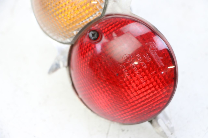 photo de RÜCKLICHT LINKS YAMAHA YP MAJESTY 125 (2002 - 2006) - Gesamtansicht des Produkts