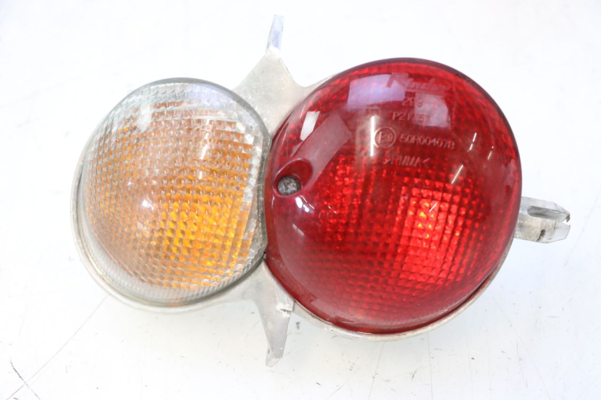 photo de RÜCKLICHT LINKS YAMAHA YP MAJESTY 125 (2007 - 2010) - Hauptansicht
