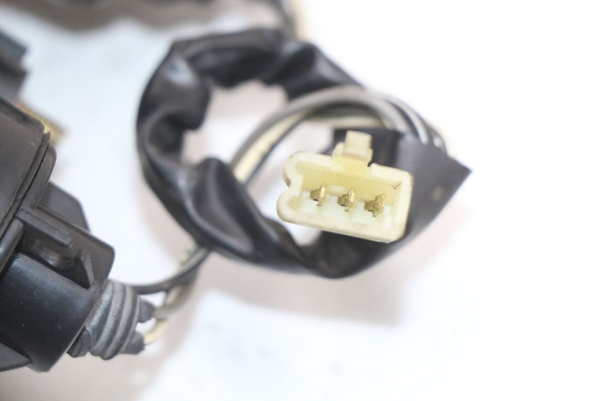 photo de RÜCKLICHT HYOSUNG GF 125 (2001 - 2005) - Details der Befestigungspunkte