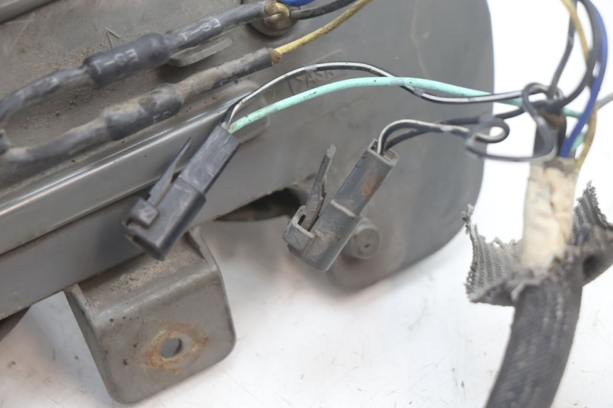 photo de RÜCKLICHT SUZUKI GSR 600 (2005 - 2012) - Geprüftes Gebrauchtteil