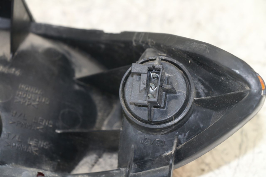 photo de RÜCKLICHT HONDA NTV DEAUVILLE 650 (2001 - 2006) - Gesamtansicht des Produkts