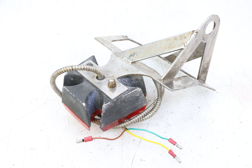 photo de RÜCKLICHT HONDA VT C2 SHADOW 750 (1997 - 2001) - Details der Befestigungspunkte