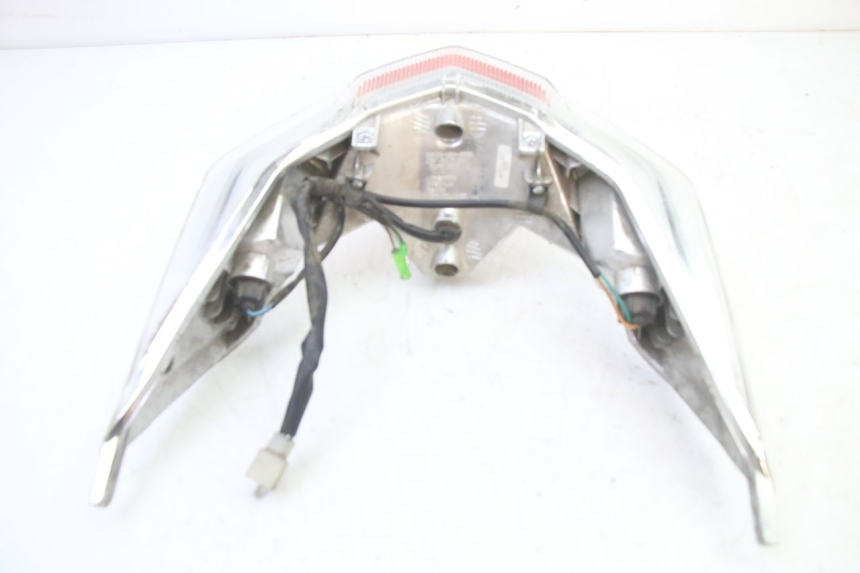 photo de RÜCKLICHT SYM JET 14 4T 50 (2018 - 2022) - Details der Befestigungspunkte