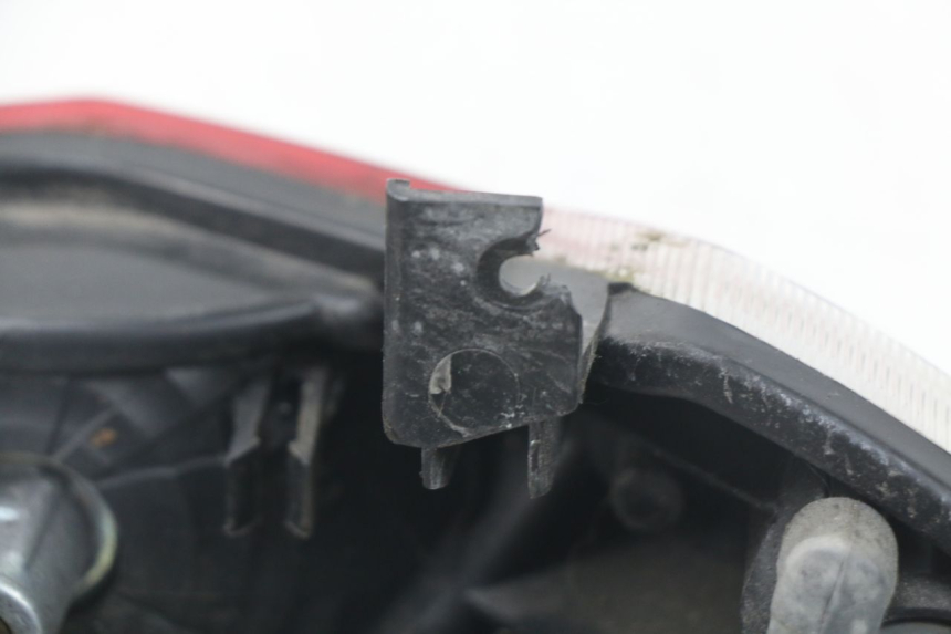 photo de RÜCKLICHT PEUGEOT KISBEE 2T 50 (2010 - 2017) - Technische Nahaufnahme