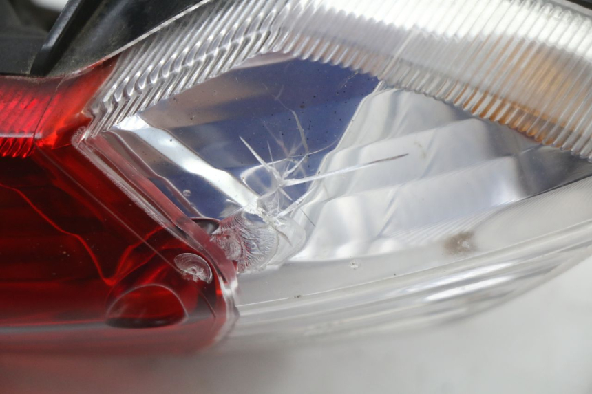 photo de RÜCKLICHT PEUGEOT KISBEE 4T 50 (2010 - 2017) - Technische Nahaufnahme