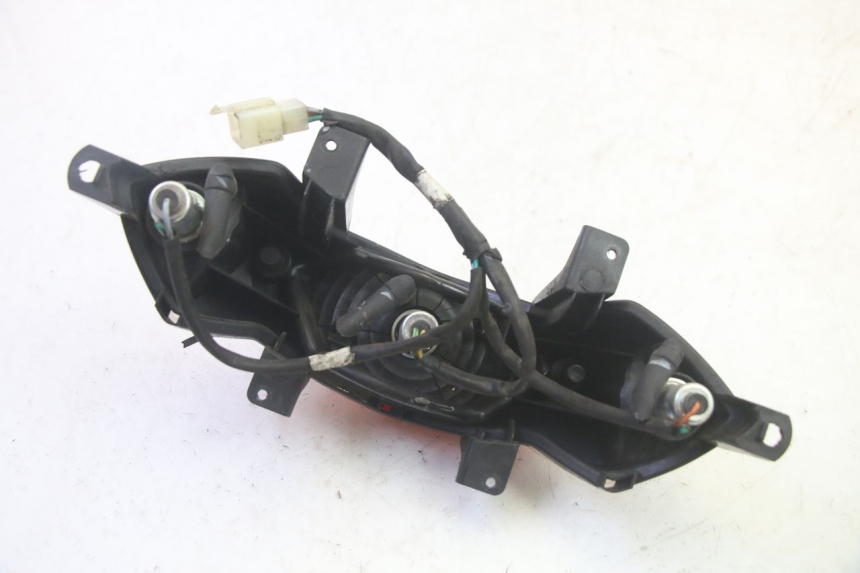 photo de RÜCKLICHT PEUGEOT KISBEE 4T 50 (2010 - 2017) - Details der Befestigungspunkte