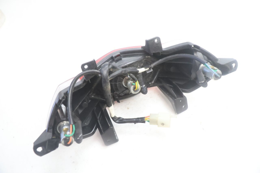 photo de RÜCKLICHT PEUGEOT KISBEE 4T 50 (2018 - 2022) - Details der Befestigungspunkte