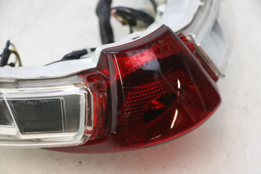 photo de RÜCKLICHT PIAGGIO LIBERTY IGET 4T 50 (2015 - 2020) - Oberflächenzustand und Material