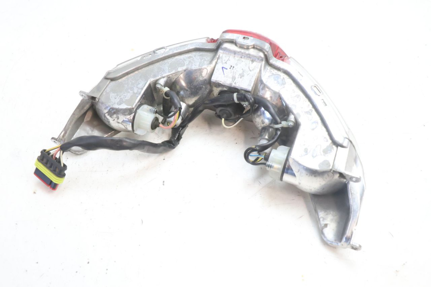 photo de RÜCKLICHT PIAGGIO LIBERTY IGET 4T 50 (2021 - 2025) - Alternative Perspektive