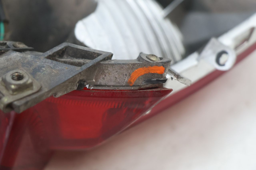 photo de RÜCKLICHT KYMCO LIKE 125 (2009 - 2016) - Oberflächenzustand und Material