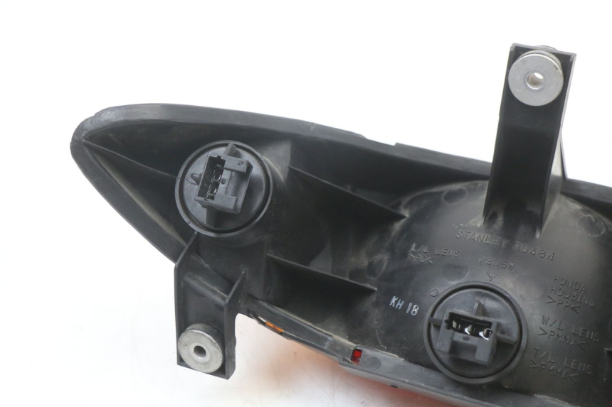 photo de RÜCKLICHT HONDA NTV DEAUVILLE 650 (1998 - 2001) - Details der Befestigungspunkte