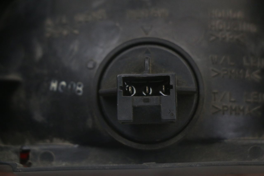 photo de RÜCKLICHT HONDA NTV DEAUVILLE 650 (1998 - 2001) - Kennzeichnungen und Originalreferenzen