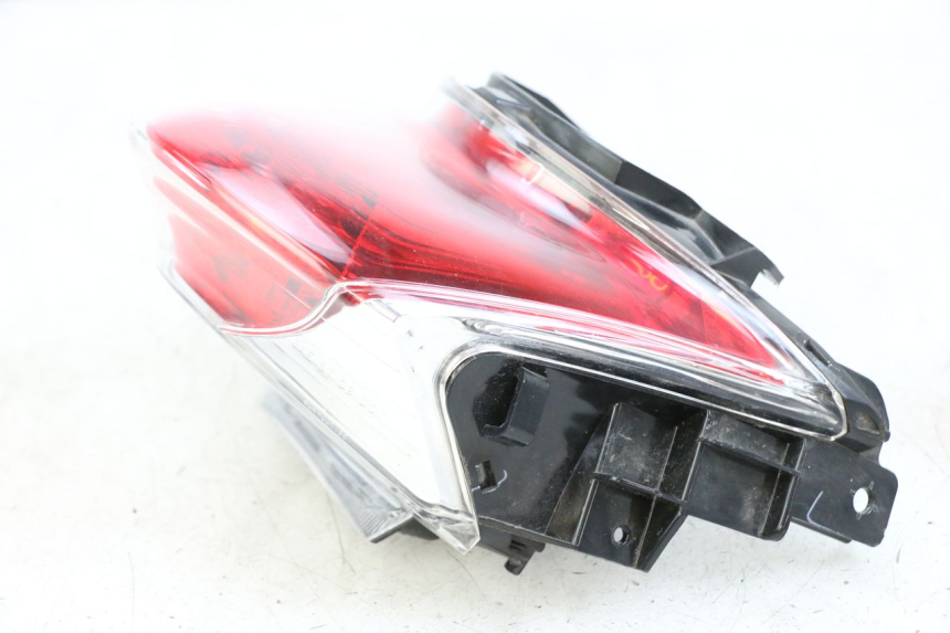 photo de RüCKLICHT HONDA PCX (JF47) 125 (2012 - 2013) - Details der Befestigungspunkte