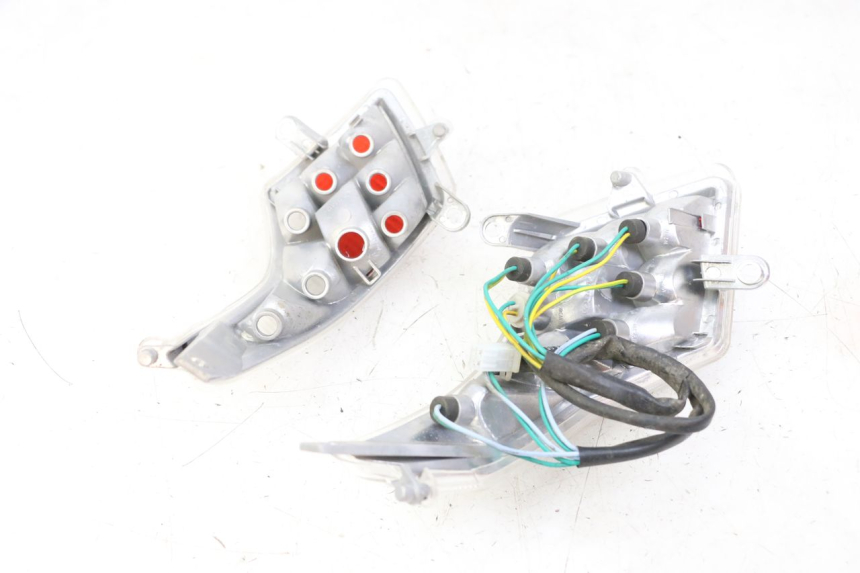 photo de RÜCKLICHT PEUGEOT VIVACITY 125 (2010 - 2017) - Zoom auf Gebrauchszustand