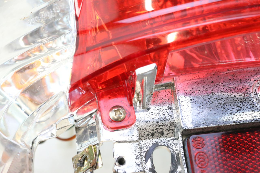 photo de RÜCKLICHT TNT MOTOR ROMA 12' 2T 50 (2007 - 2018) - Zoom auf Gebrauchszustand