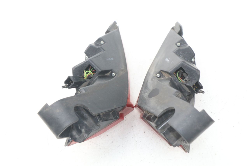 photo de RÜCKLICHT PEUGEOT SATELIS 125 (2006 - 2009) - Technische Nahaufnahme