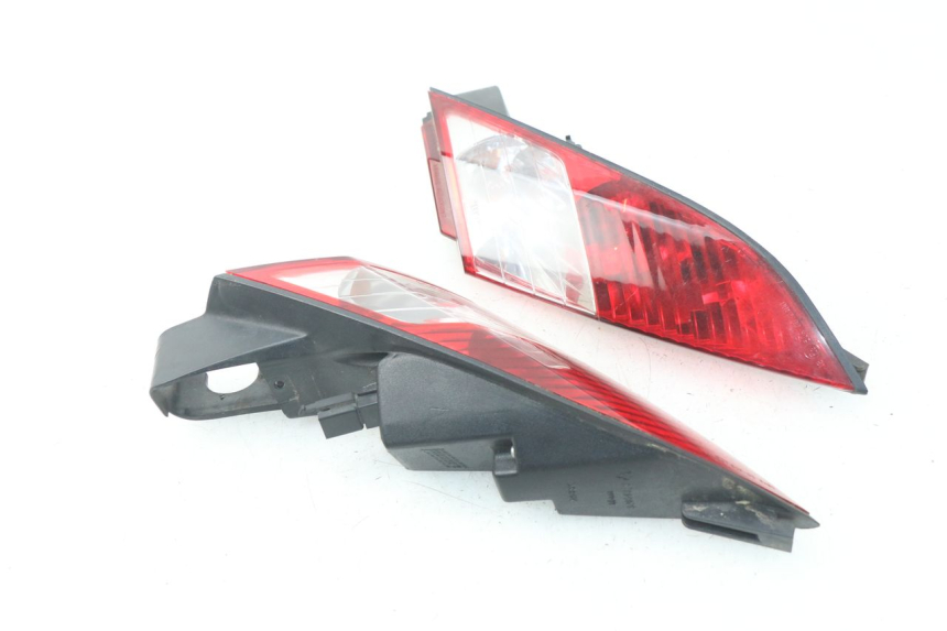 photo de RÜCKLICHT PEUGEOT SATELIS 125 (2006 - 2009) - Geprüftes Gebrauchtteil
