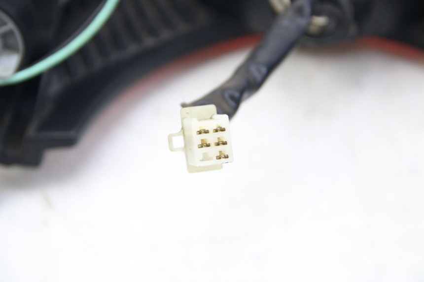 photo de RÜCKLICHT SUZUKI SIXTEEN 125 (2008 - 2010) - Geprüftes Gebrauchtteil