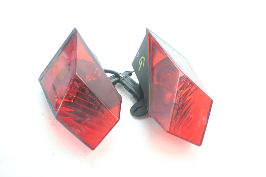 photo de RÜCKLICHT CAN-AM SPYDER RS 1000 (2008 - 2012) - Details der Befestigungspunkte