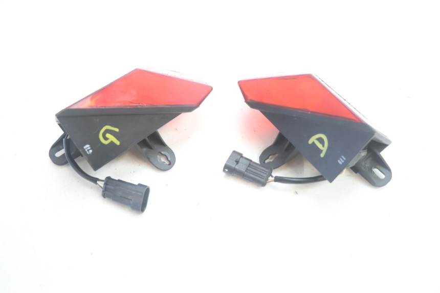 photo de RÜCKLICHT CAN-AM SPYDER RS 1000 (2008 - 2012) - Oberflächenzustand und Material