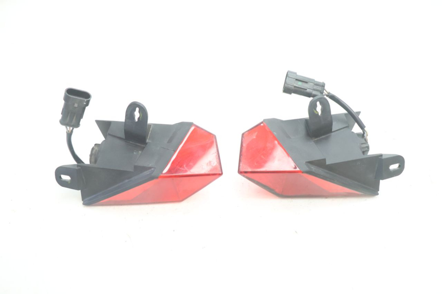 photo de RÜCKLICHT CAN-AM SPYDER RS 1000 (2008 - 2012) - Geprüftes Gebrauchtteil