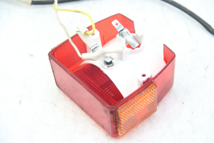 photo de RÜCKLICHT JAWA STELLA BABETTA 134 50 - Technische Nahaufnahme