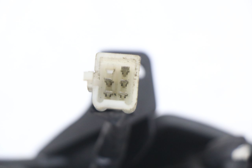 photo de RÜCKLICHT PEUGEOT STREETZONE I 2T 50 (2018 - 2020) - Oberflächenzustand und Material