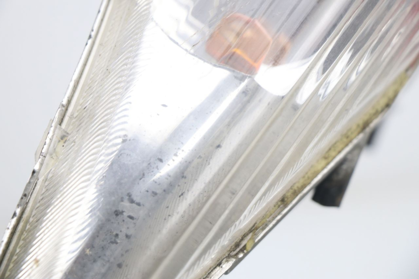 photo de RÜCKLICHT PEUGEOT SUM UP 125 (2008 - 2013) - Oberflächenzustand und Material