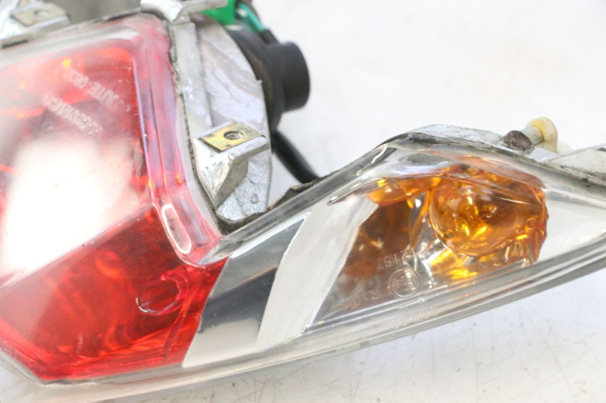 photo de RÜCKLICHT KYMCO SUPER 8 2T 50 (2007 - 2013) - Zoom auf Komponenten